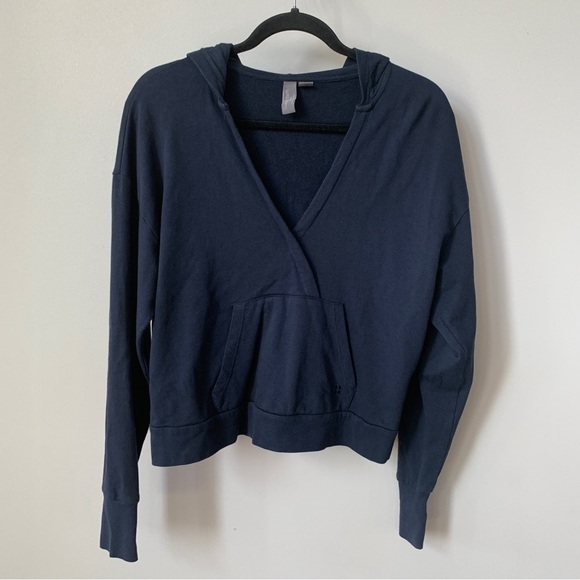 Sweaty Betty Navy Blue Cropped V-Neck Hoodie Size XS - Picture 1 of 7